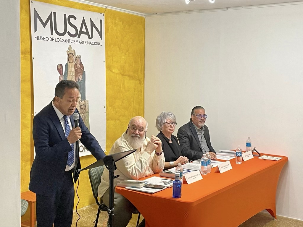 El Santero Don Celestino Avilés Meléndez y la talla del nacionalismo ...